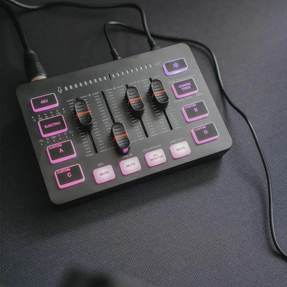 Four-Channel Usb Live Broadcast Audio Mixer Interface, Rgb Backlit Portable Sound Card With Phantom Power And Multi Voice Modulation Effects